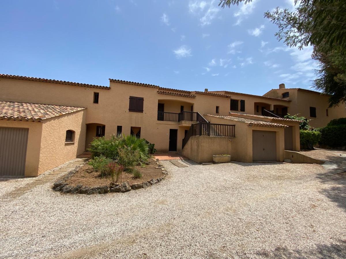 Appartement De Vacances Au Calme Absolu, Vue Mer. Saint Aygulf Esterno foto