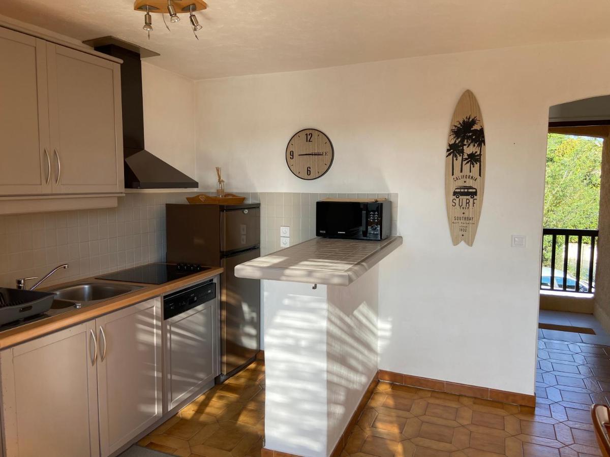 Appartement De Vacances Au Calme Absolu, Vue Mer. Saint Aygulf Esterno foto
