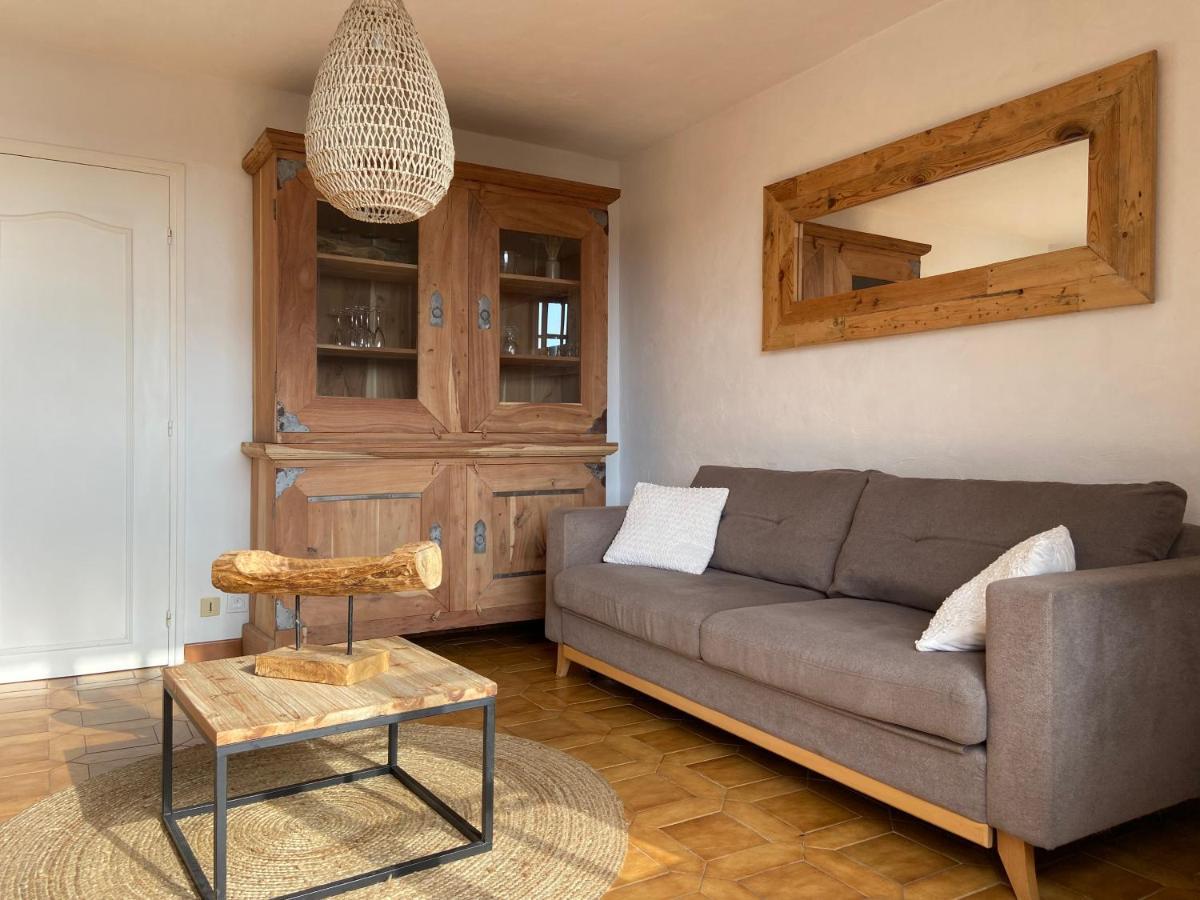 Appartement De Vacances Au Calme Absolu, Vue Mer. Saint Aygulf Esterno foto