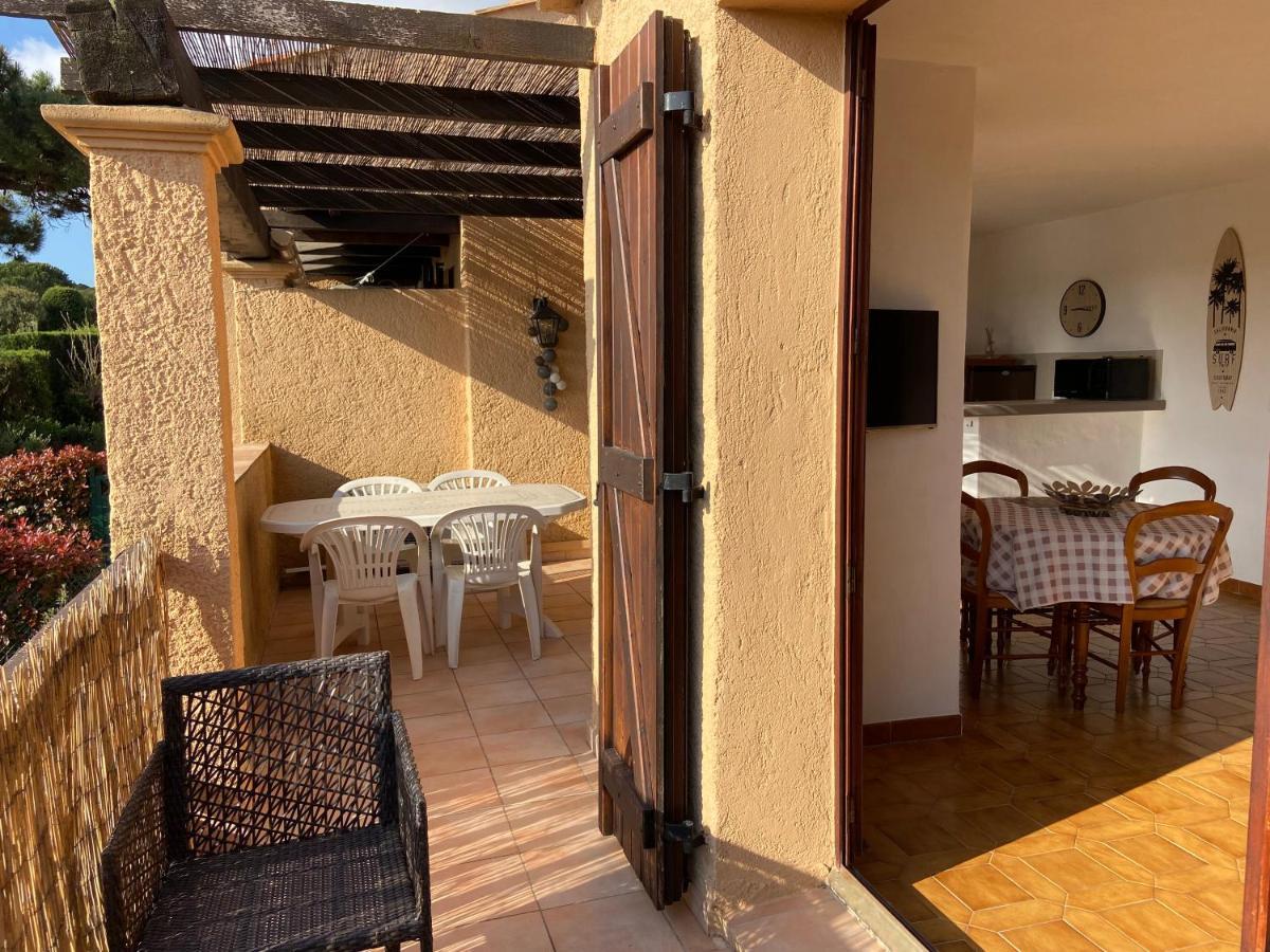 Appartement De Vacances Au Calme Absolu, Vue Mer. Saint Aygulf Esterno foto